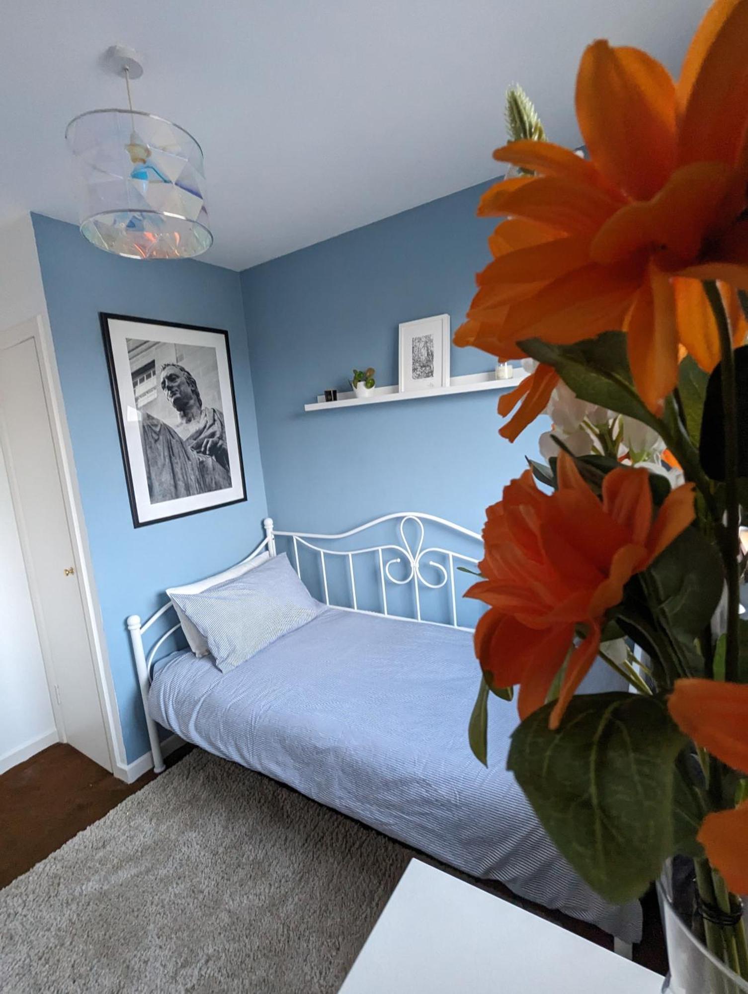 Single Room With Castle View Эдинбург Экстерьер фото